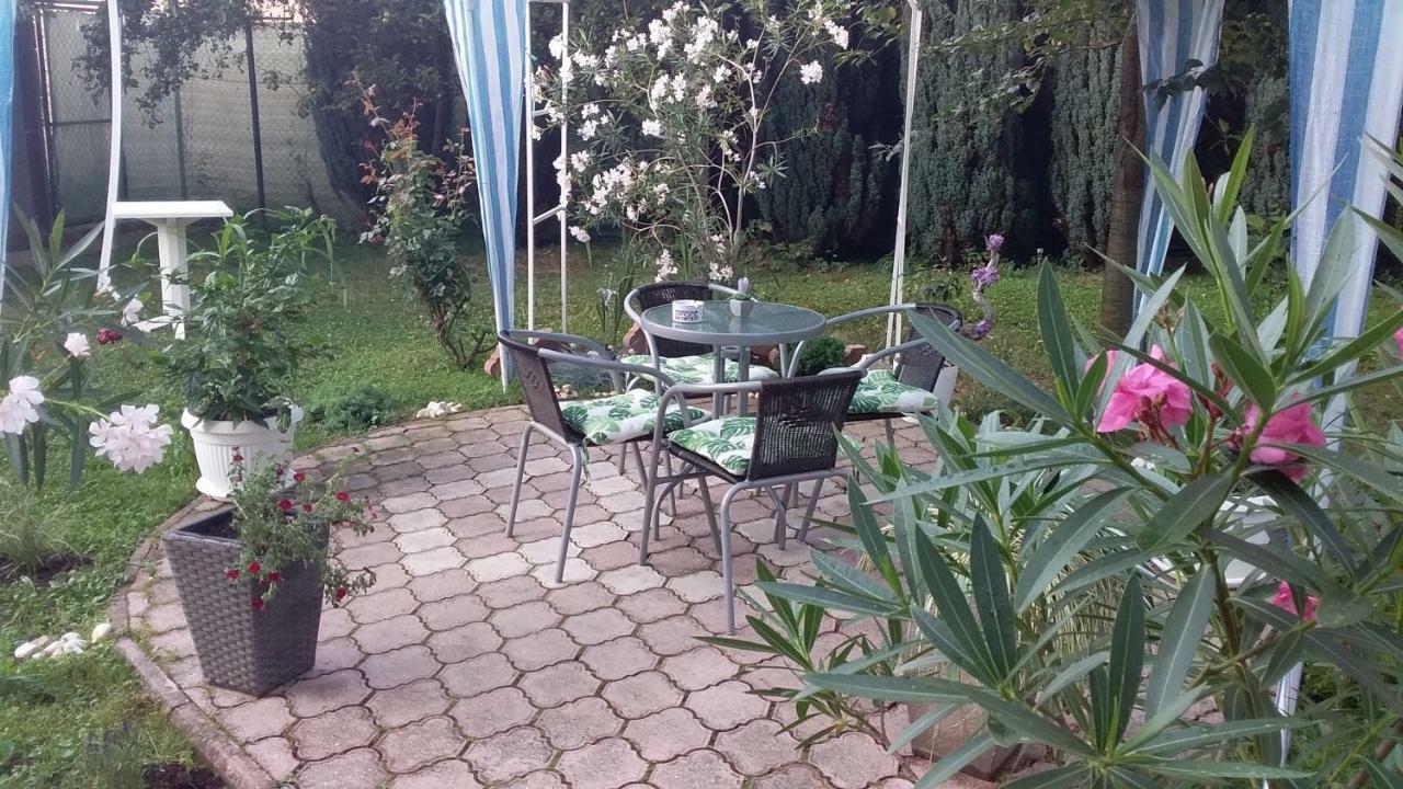 Apartment Villa Merci SJJ Eksteriør billede